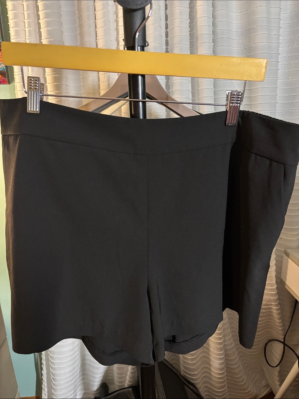 New York & Company Black Women's Dress Shorts Skort